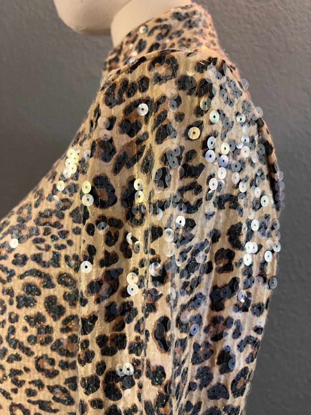 BOSTON PROPER LEOPARD SEQUIN LONG SLEEVE TURTLENECK SWEATER- EUC  SIZE SMALL - Picture 6 of 11